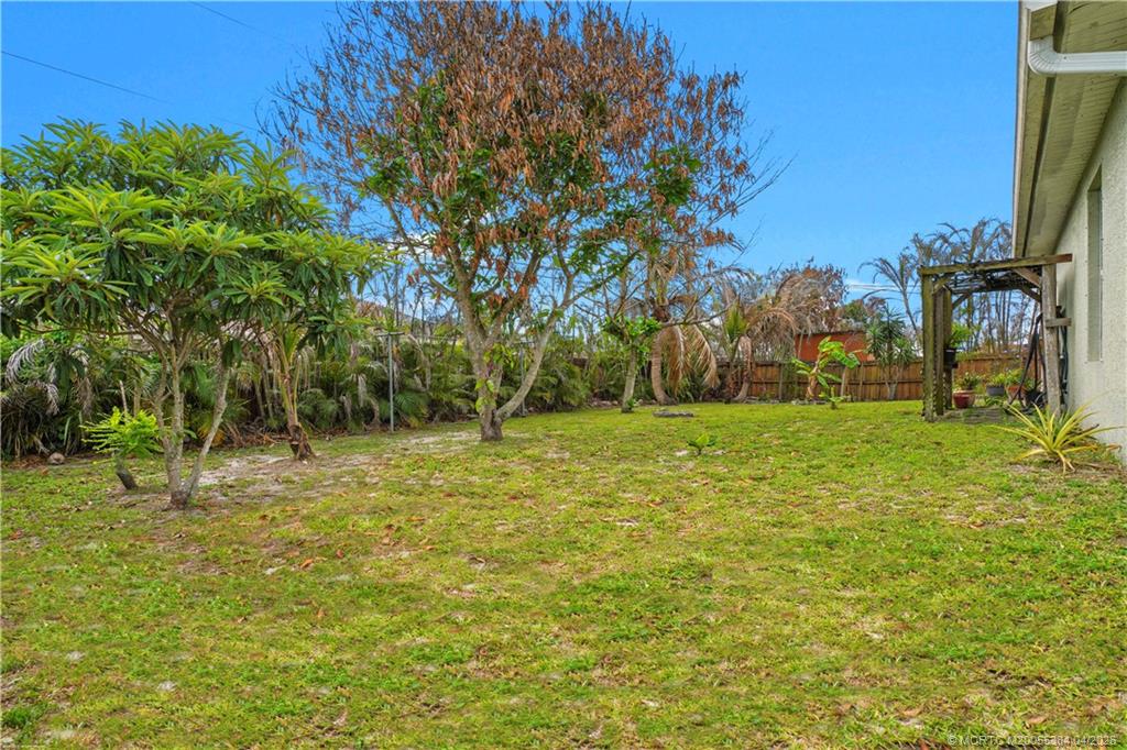 2009 SW Monterrey Lane