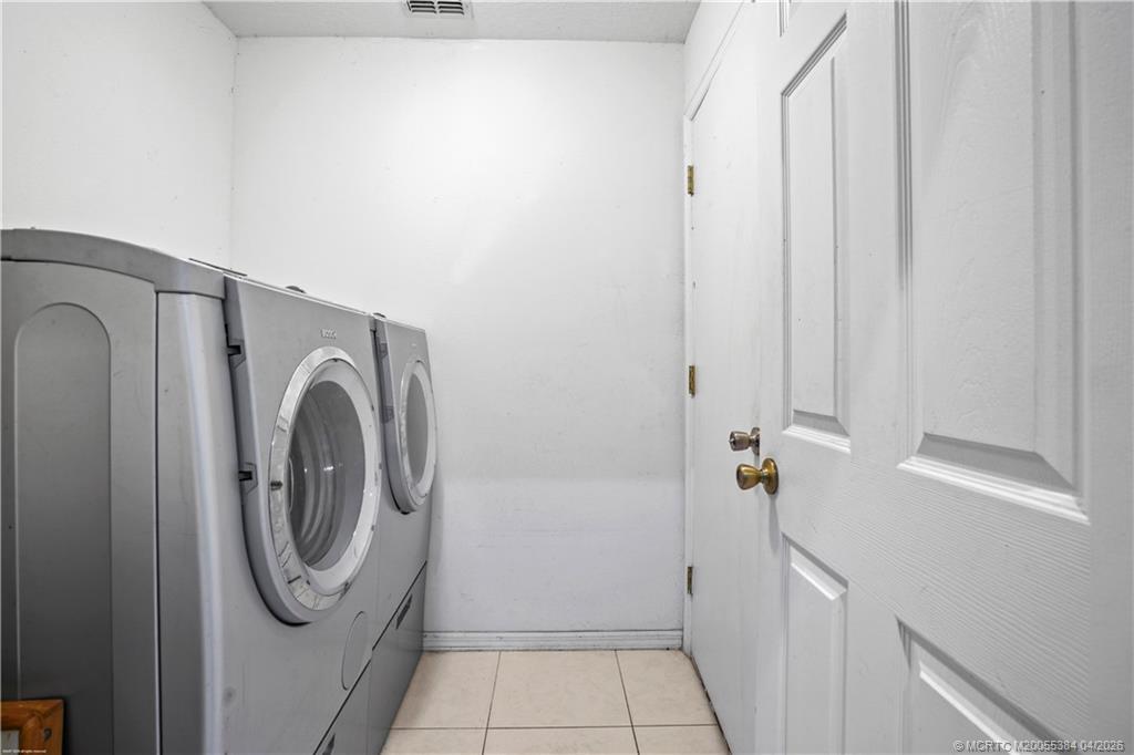 2009 SW Monterrey Lane