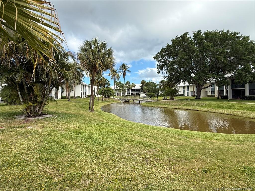 175 SE Saint Lucie Blvd H207