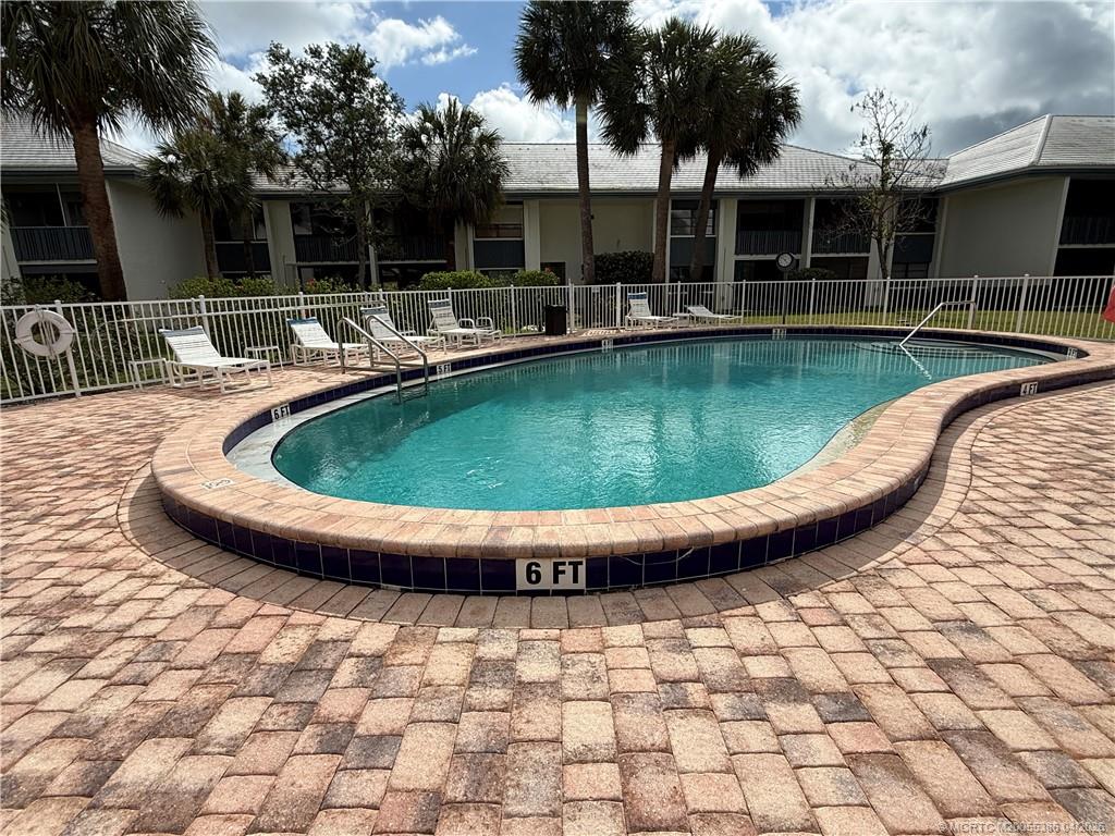 175 SE Saint Lucie Blvd H207