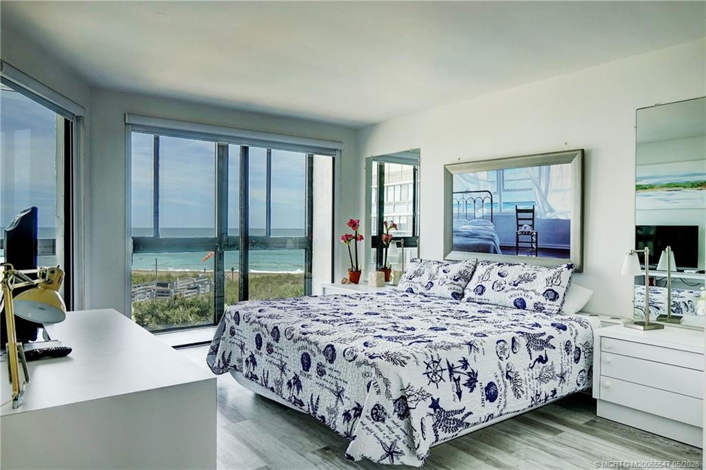 2375 NE Ocean Blvd 202