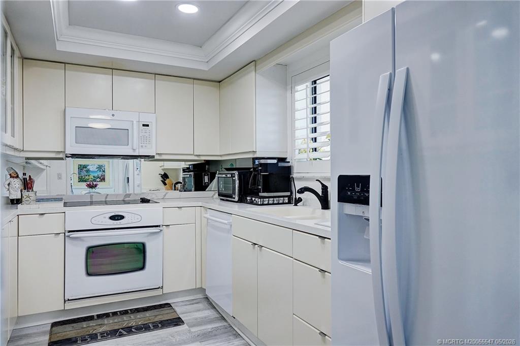 2375 NE Ocean Blvd 202