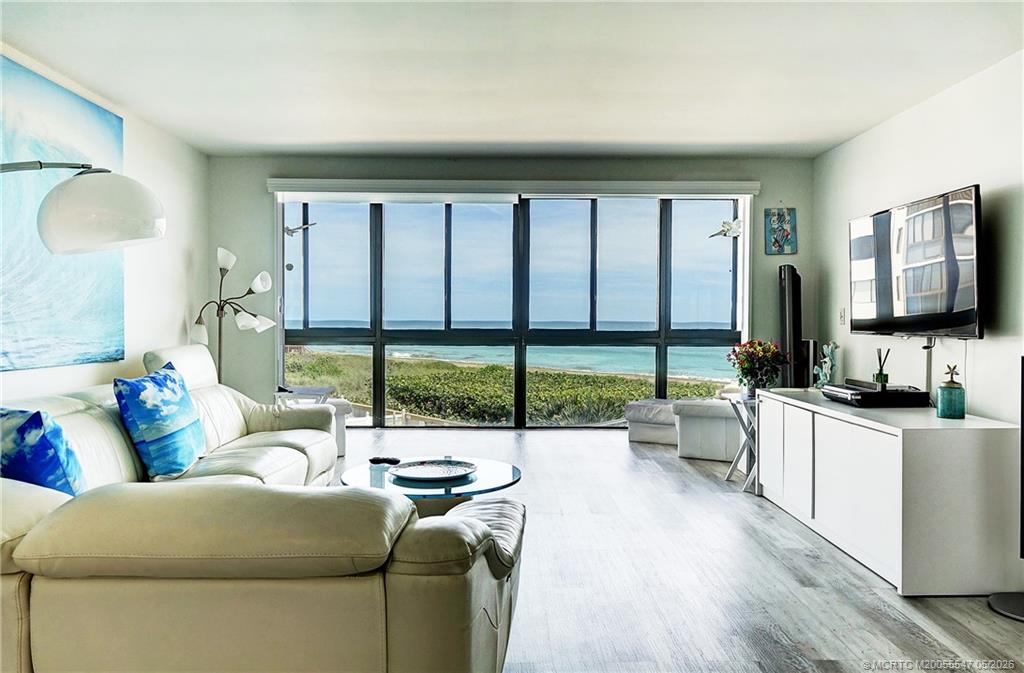 2375 NE Ocean Blvd 202