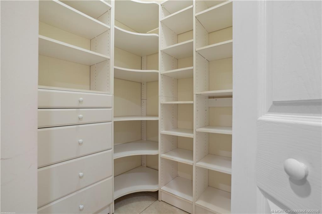 2408 SW Island Creek Trail