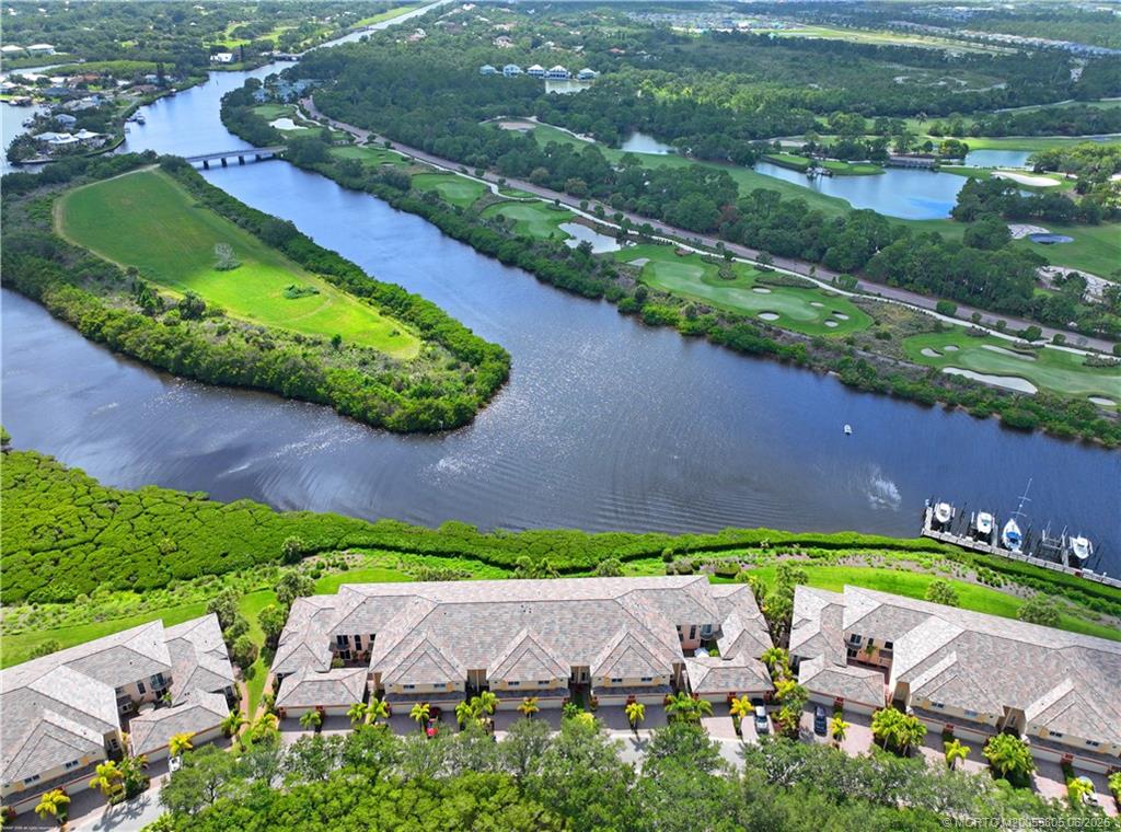 2408 SW Island Creek Trail