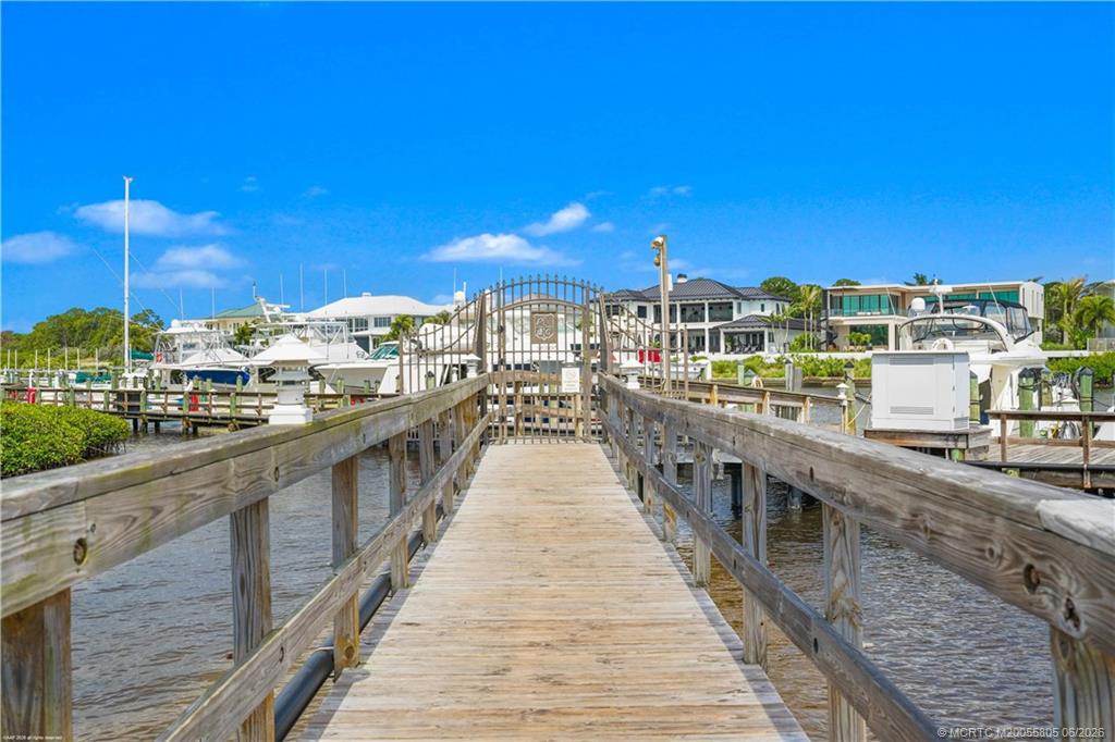 2408 SW Island Creek Trail