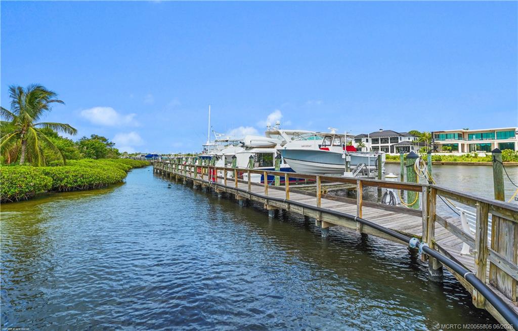 2408 SW Island Creek Trail