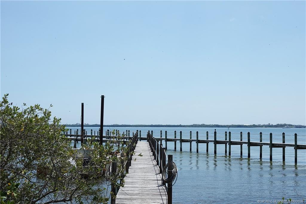 114 N Sewalls Point Road