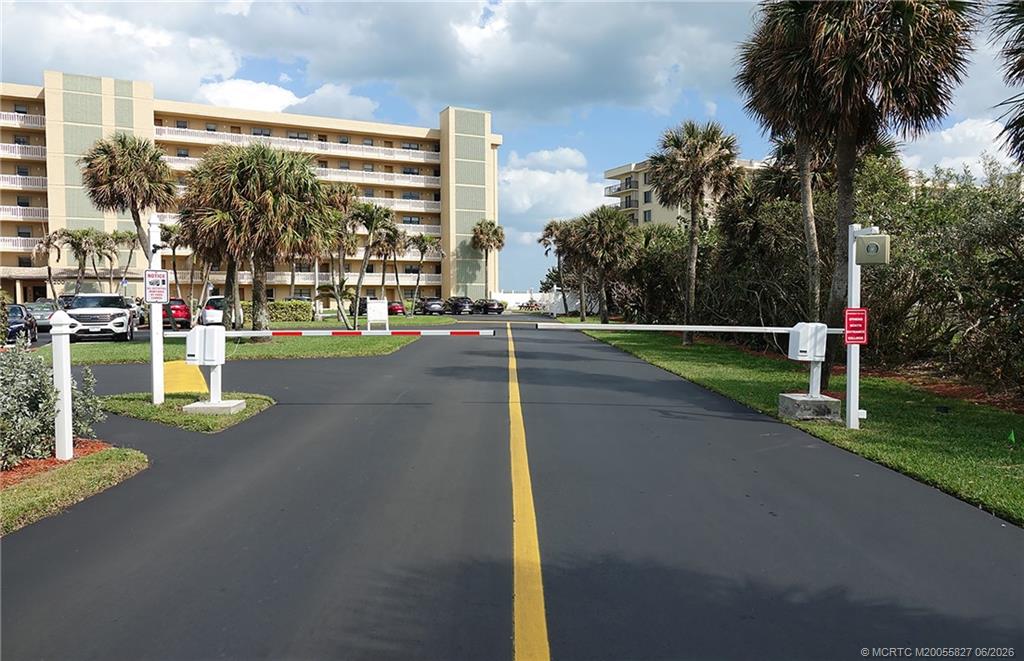 10200 S Ocean Drive 110