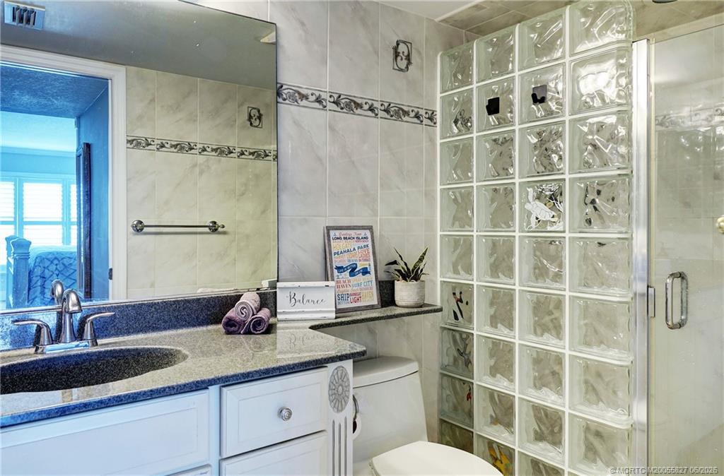 10200 S Ocean Drive 110