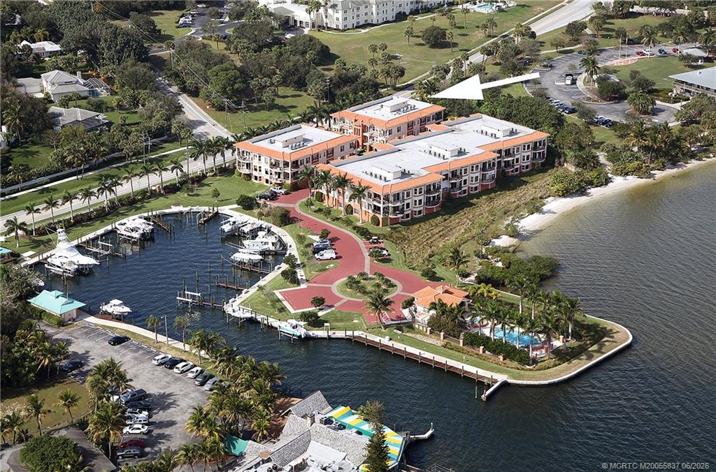 1532 NE Outrigger Landings Drive