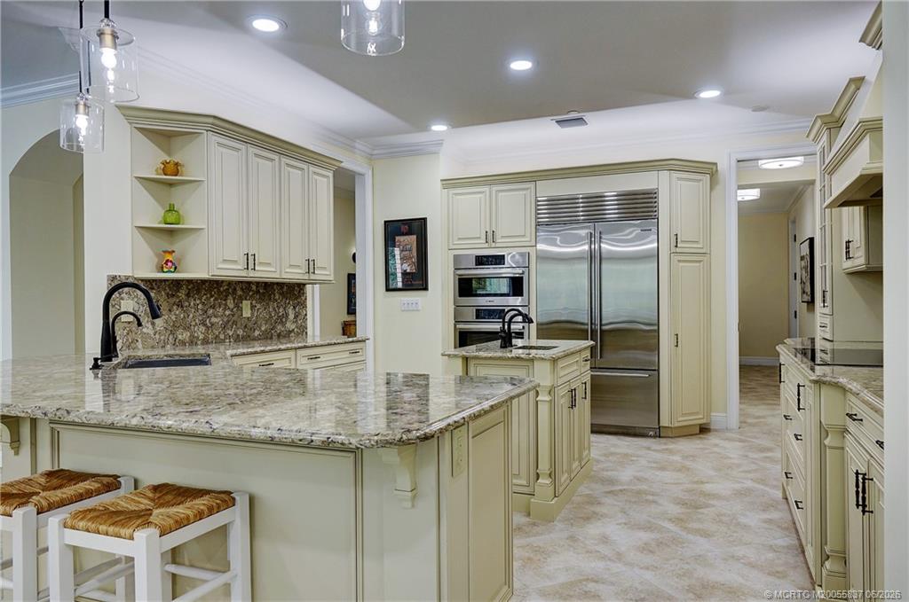 1532 NE Outrigger Landings Drive