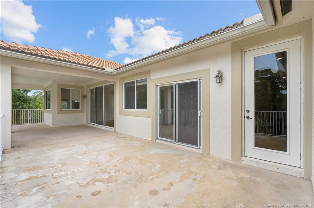 5044 SW Saint Creek Drive