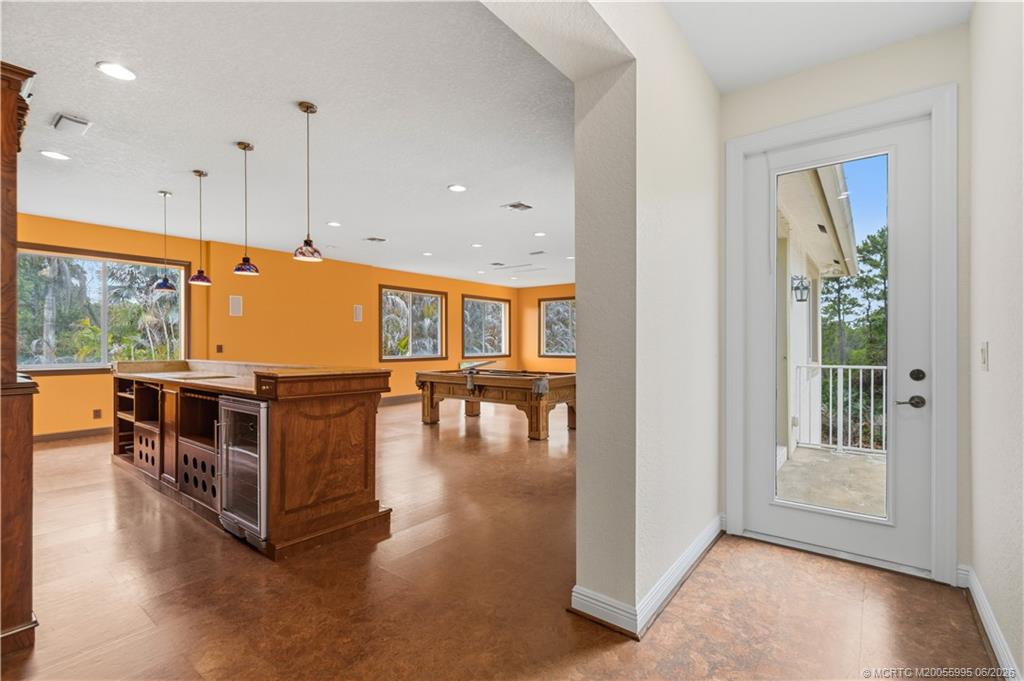5044 SW Saint Creek Drive