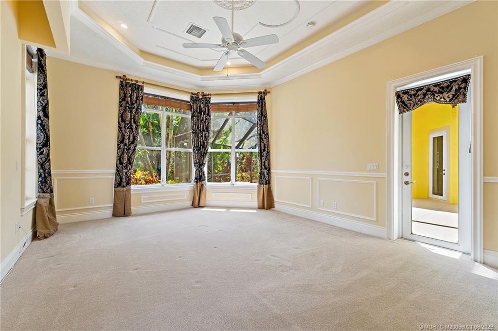 32 SW Wiregrass Ct