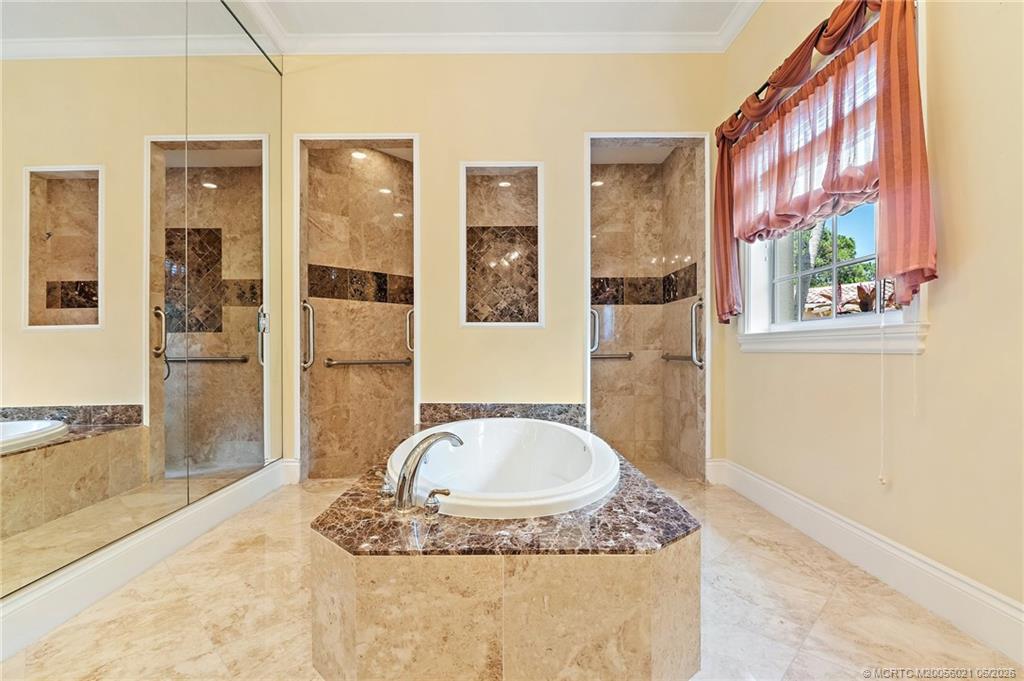 32 SW Wiregrass Ct