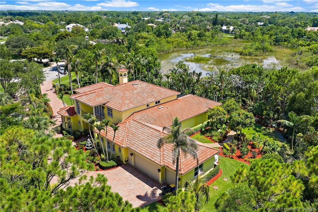 32 SW Wiregrass Ct