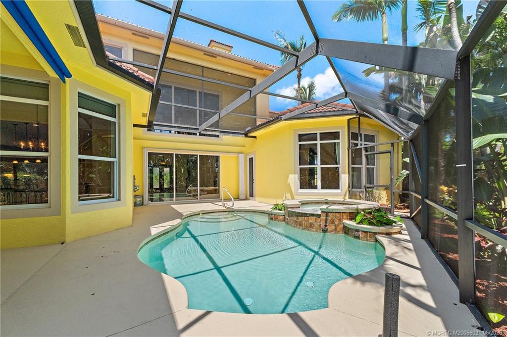 32 SW Wiregrass Ct