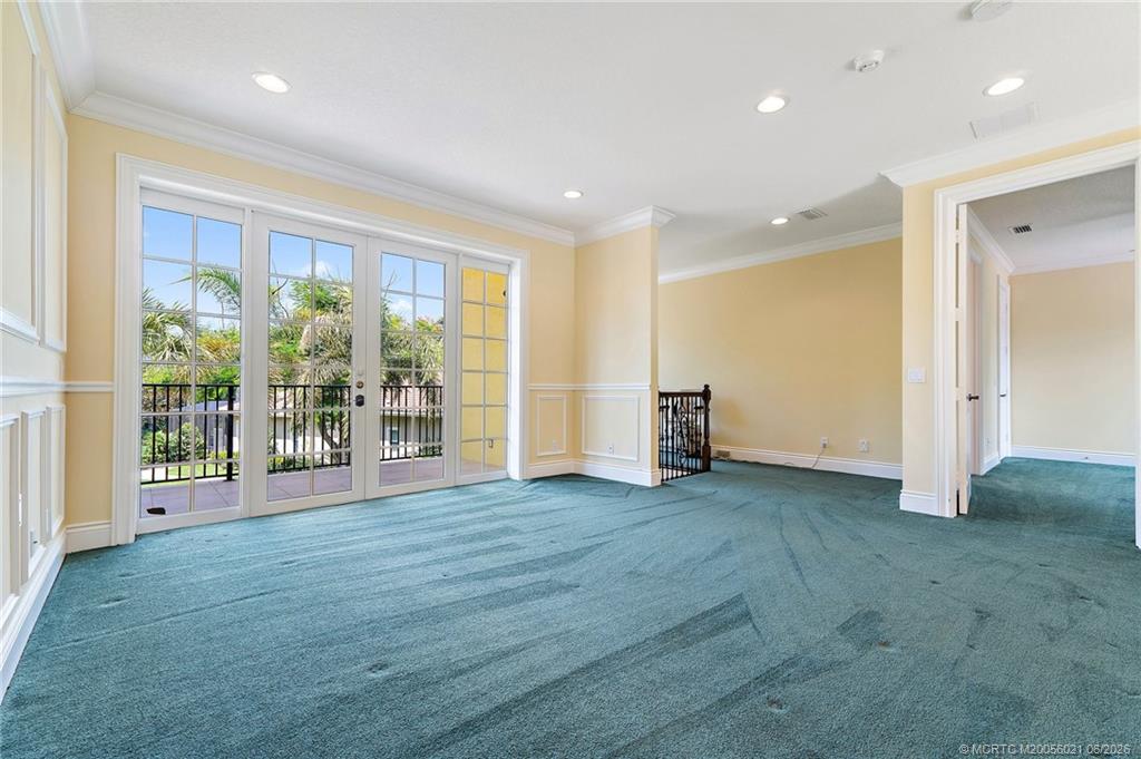 32 SW Wiregrass Ct