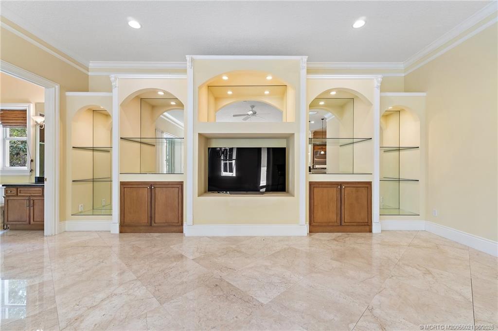 32 SW Wiregrass Ct