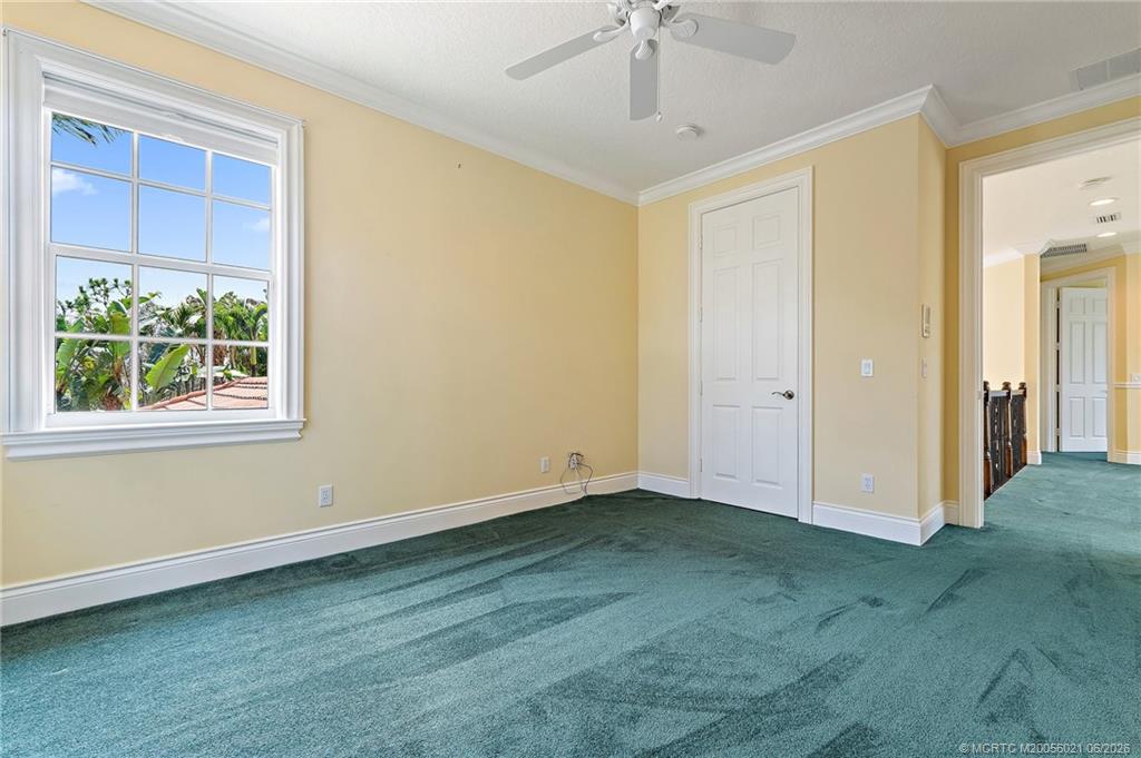 32 SW Wiregrass Ct