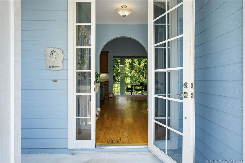 1859 NE Victorian Lane