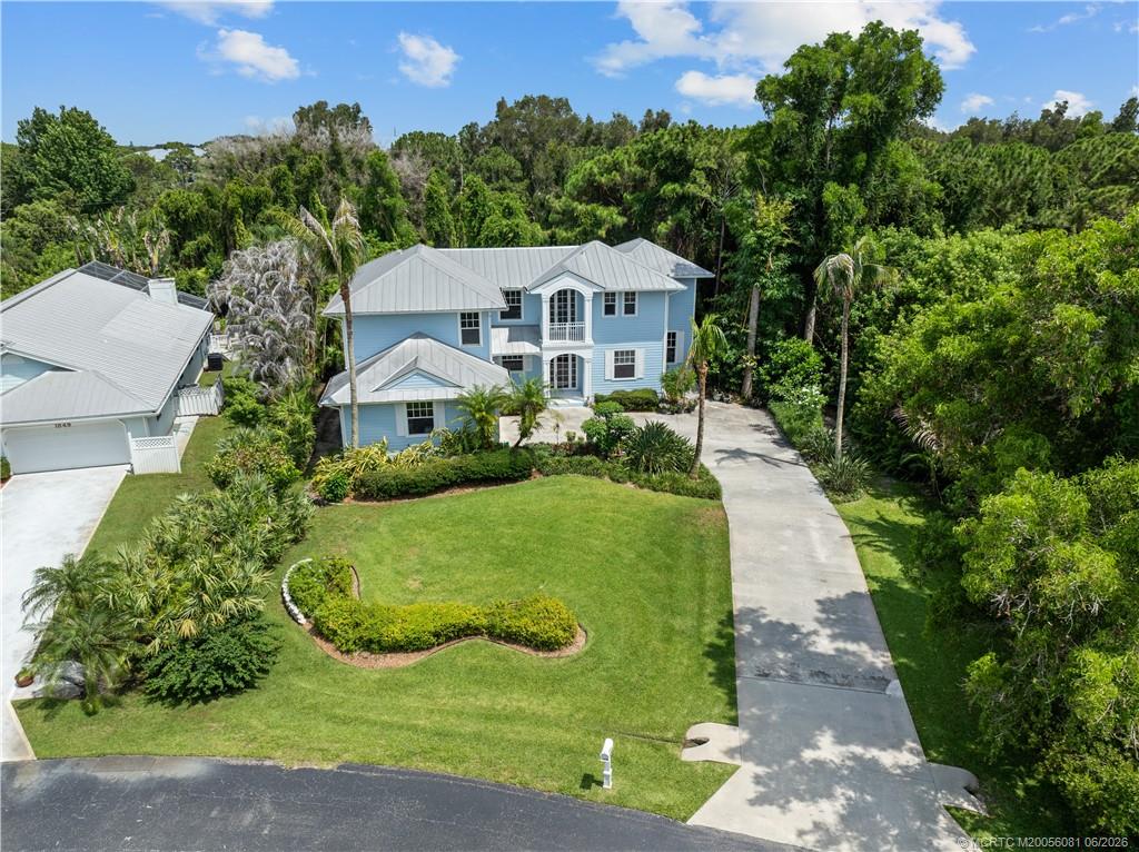 1859 NE Victorian Lane