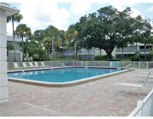 1600 SE SAINT LUCIE Blvd 103