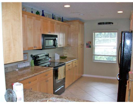 1600 SE SAINT LUCIE Blvd 103