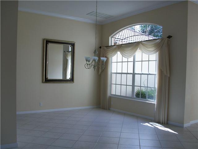 1547 SE BALLANTRAE Ct 1547