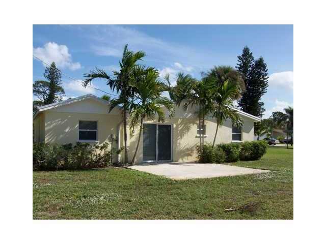 1126 NE Rio Pine Lane 1126