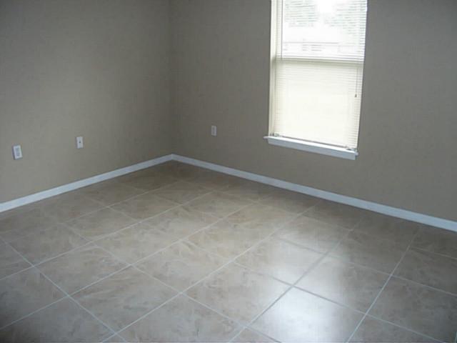 1189 SW Irving Street 1189