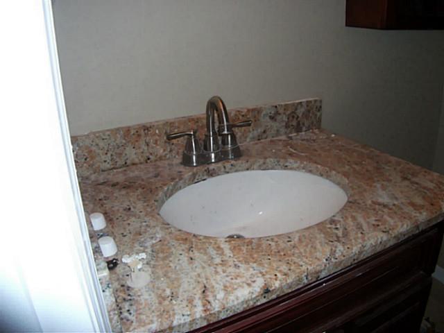 1189 SW Irving Street 1189