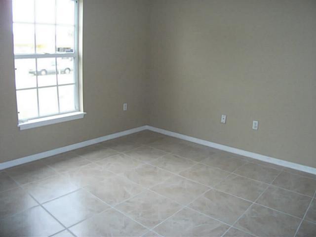 1189 SW Irving Street 1189