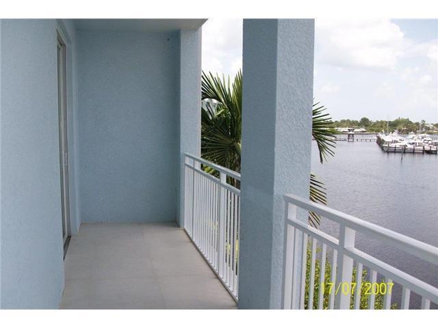 675 NW Flagler Avenue 203