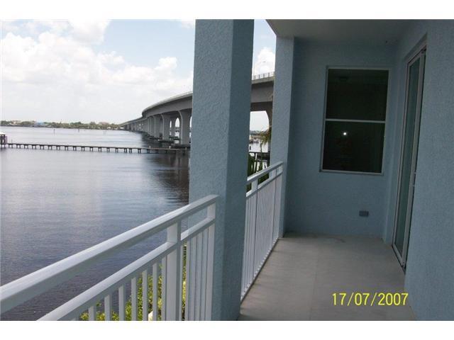 675 NW Flagler Avenue 203