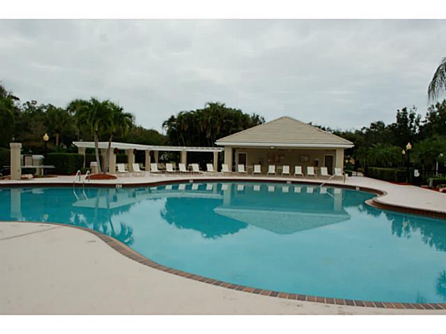 1555 SW Waterfall Blvd 1555