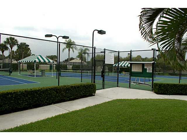 1555 SW Waterfall Blvd 1555