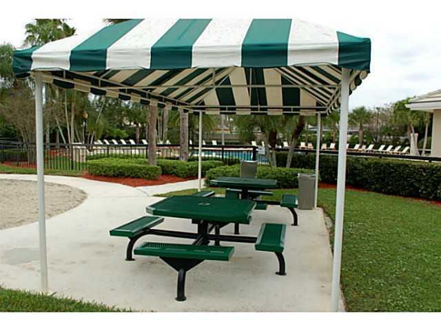 1555 SW Waterfall Blvd 1555