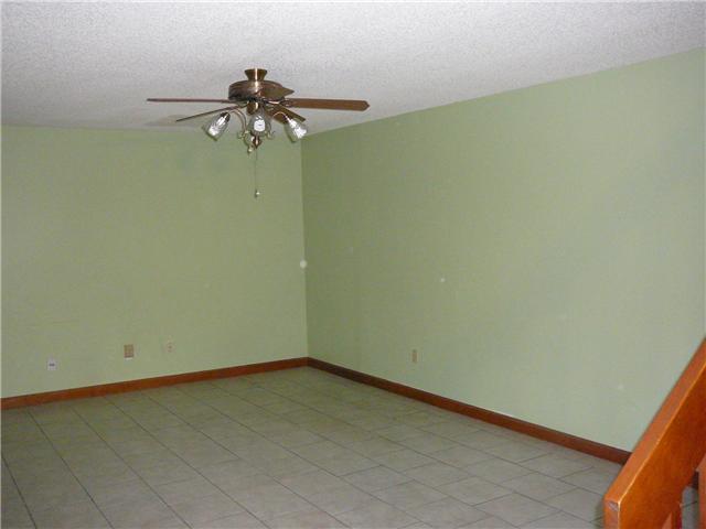 1402 SE Excaliber Lane 1402