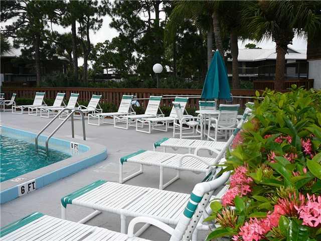 1402 SE Excaliber Lane 1402