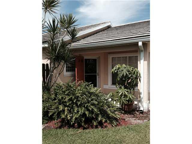 3555 SW Coco Palm Drive 3555