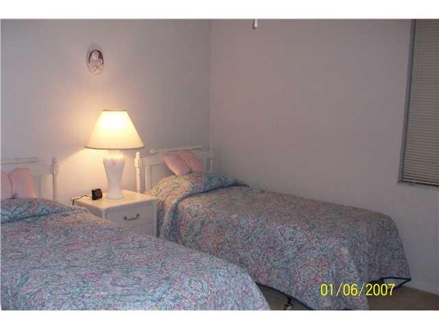 10600 S Ocean Drive 1005