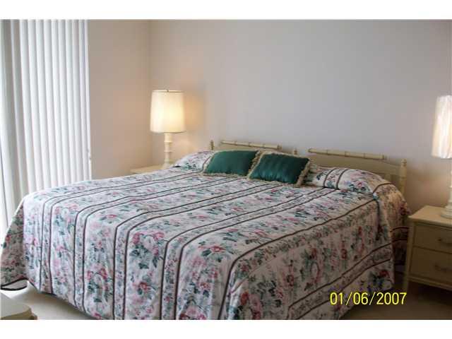 10600 S Ocean Drive 1005