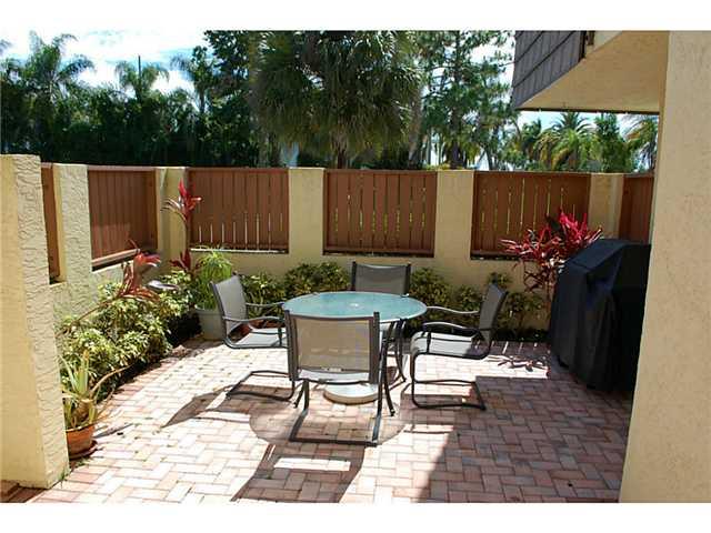 3106 SE Brook Street 3106