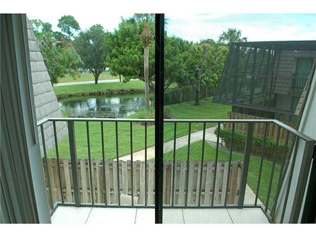 3124 SE Brook Street 2