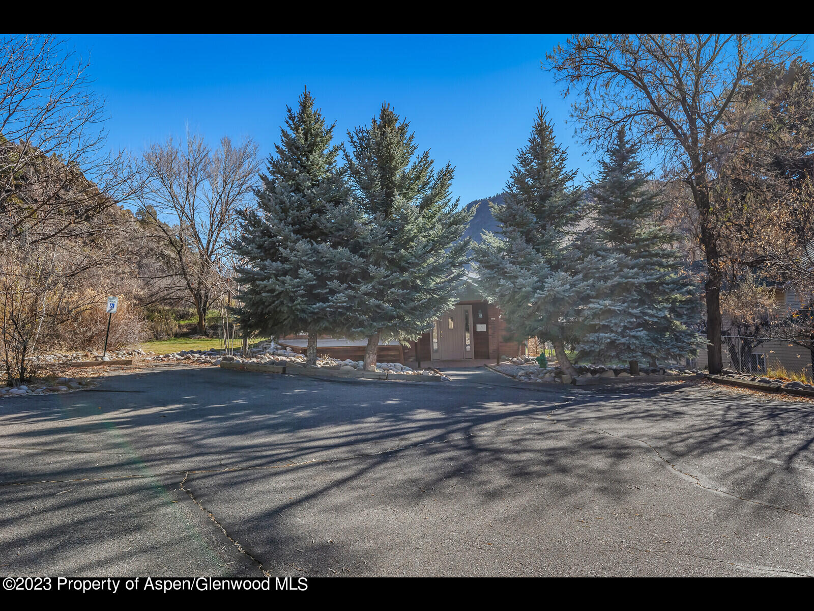 228 N 7th Street