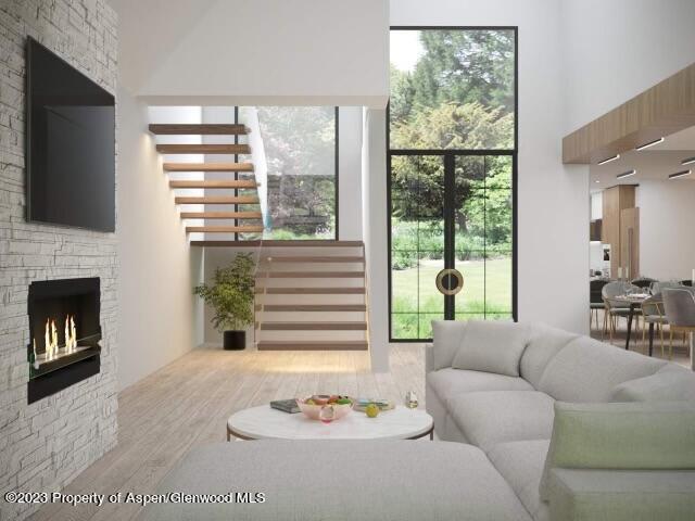 65 Upland Lane, 2