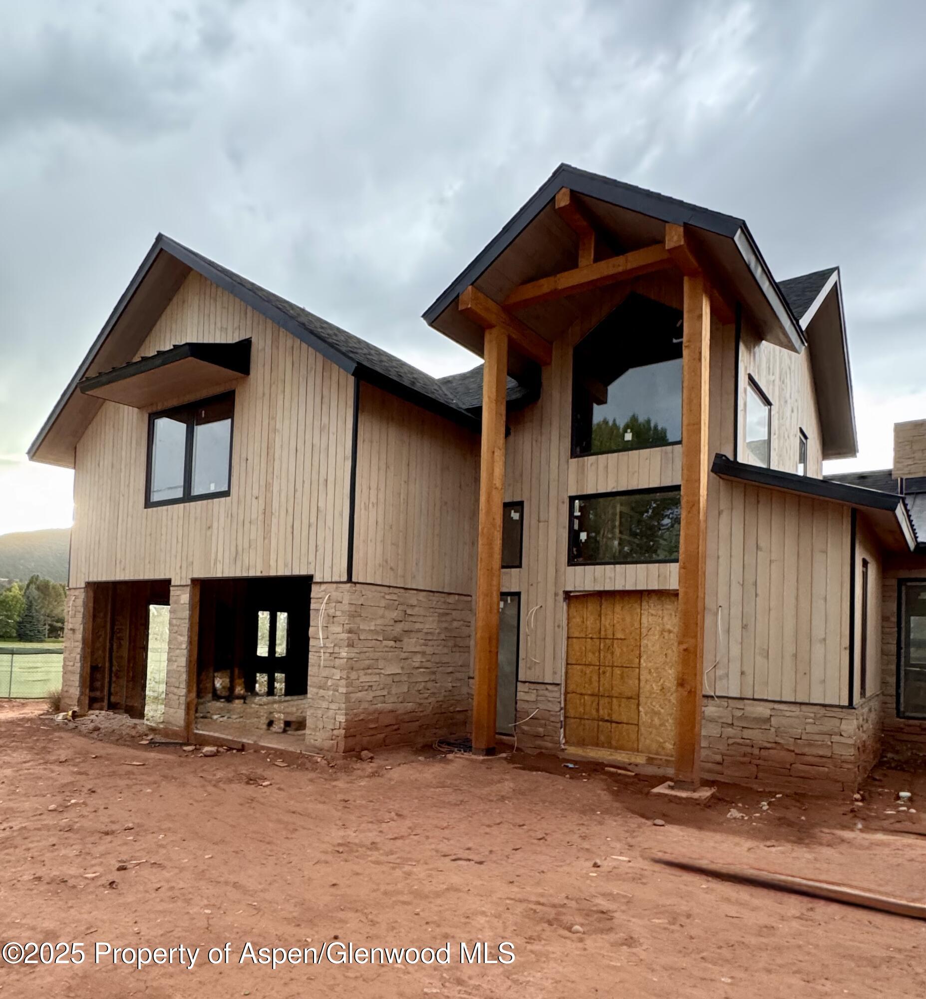 65 UPLAND Lane, 1