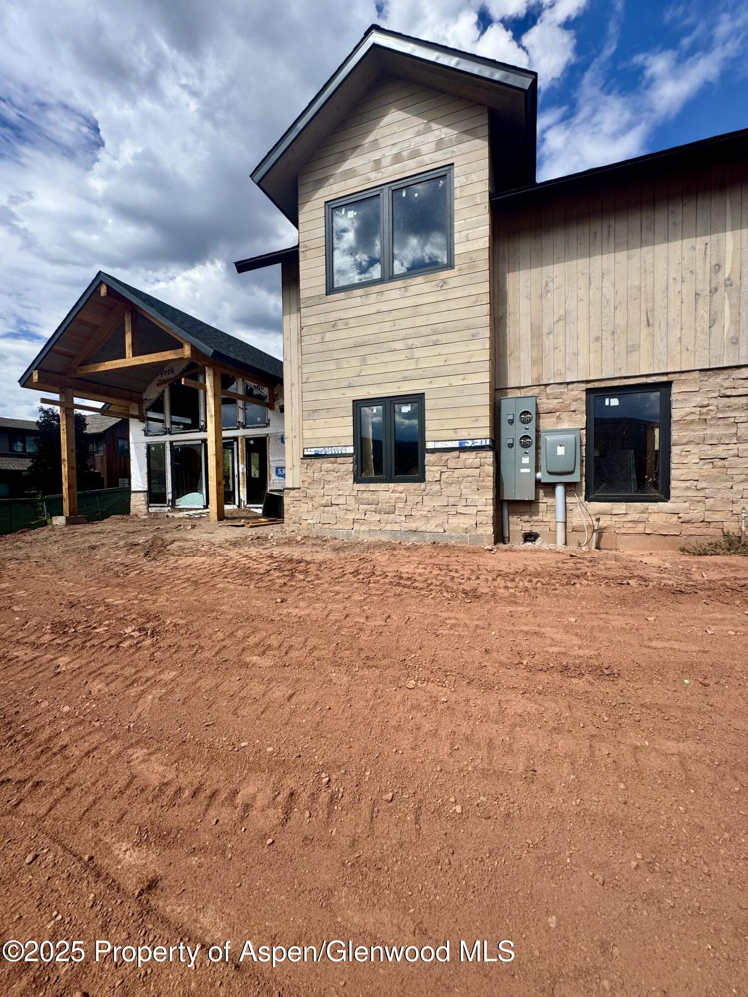 65 UPLAND Lane, 1